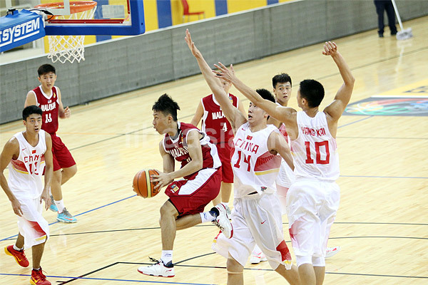 基恩：曼城像經(jīng)歷了一次重啟，這場勝利是他們重返巔峰的有力宣言