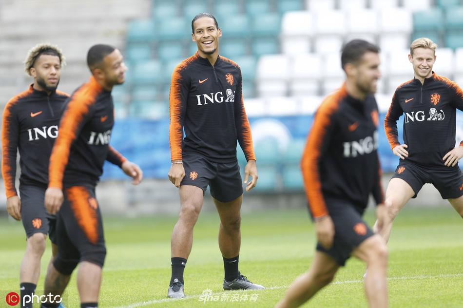 PS PLus會員11月游戲泄露 貓貓模擬器《迷失》