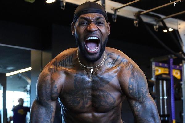 長(zhǎng)友佑都：輪換要拿出同樣水平，如果再不提升世界杯奪冠將是泡影