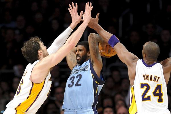 英雄沒有閃試煉之塔143大憨怪打法攻略