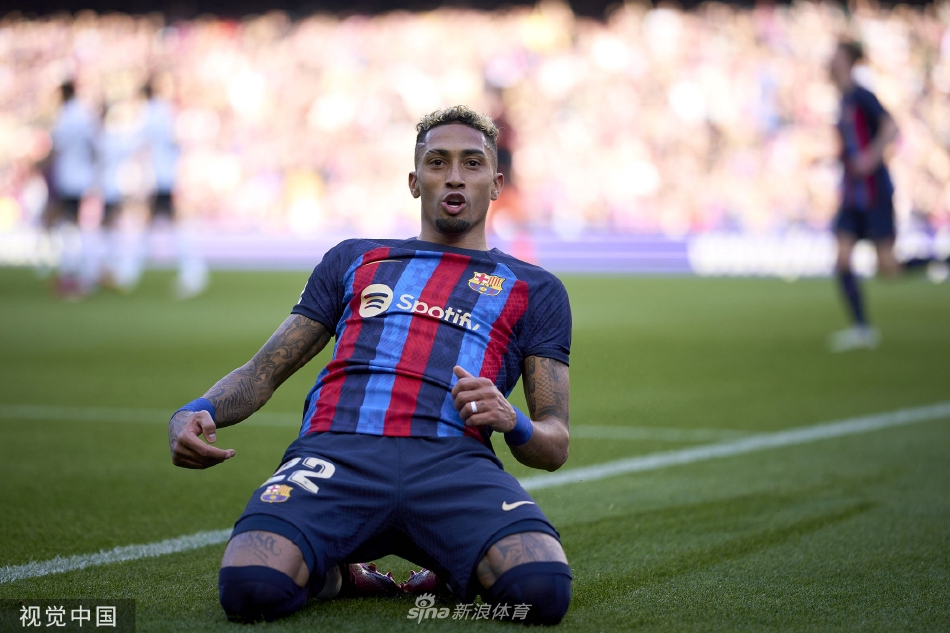 投籃手感穩(wěn)定！小波特11中6&三分7中3拿到15分 另有4板2斷