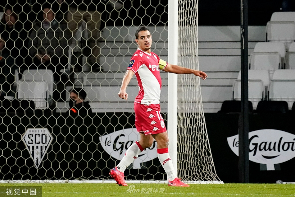 巴薩公布歐冠名單：萊萬、亞馬爾領(lǐng)銜 法蒂、加西亞在列