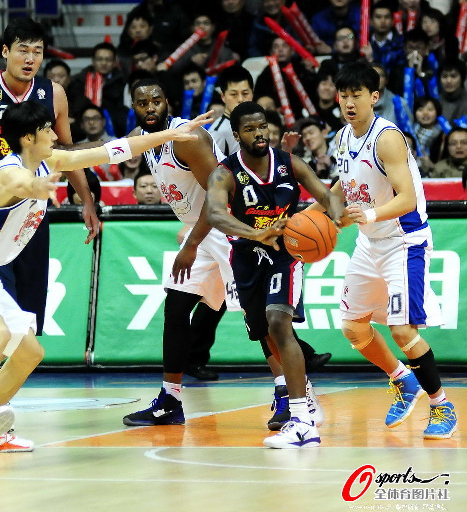 天空首席記者：過去曼聯(lián)輸球讓人震驚，現(xiàn)在贏球才令人意外