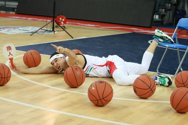 威少/穆雷/約基奇同隊三人同場送10+助攻 聯(lián)盟近33年首次！