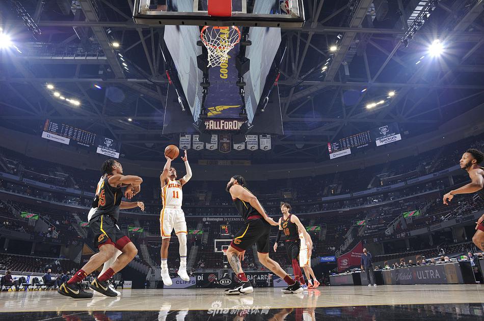 ??伊卡爾迪罵旺達(dá)出軌的前隊(duì)友為“黑猩猩”，被指責(zé)種族歧視