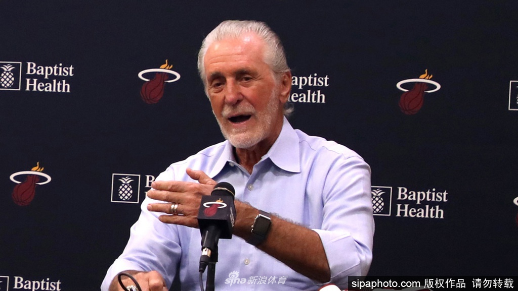 媒體人：NBA本質是商業(yè)聯(lián)盟球迷是衣食父母 籃網卻將小曾當吉祥物