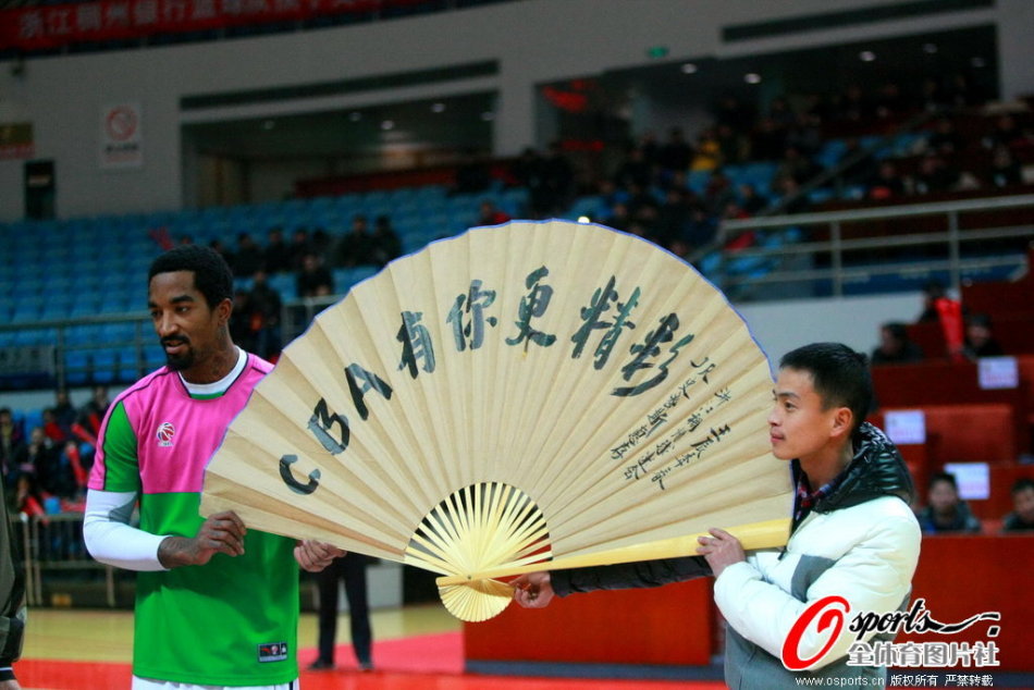 [流言板]考辛斯：文班將會成為歷史最強(qiáng)防守球員，我現(xiàn)在就敢這么說