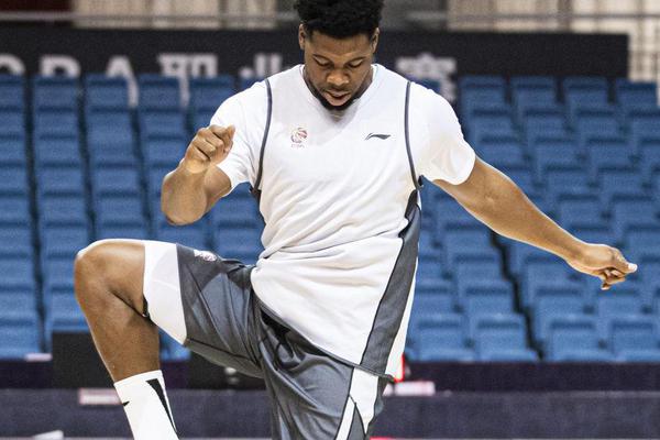 字母哥：我真的不知道未來會發(fā)生什么 人生永遠充滿變數(shù)