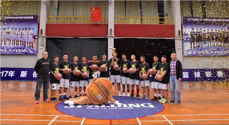 虎撲01月18日訊 今日NBA常規(guī)賽，掘金133-113戰(zhàn)勝熱火。賽后，約基奇接受了記者的采訪，當被問及默里最近的狀態(tài)時，他表示：“我認為賈馬爾過去一個月打得不錯，只是他的投籃手感不佳，最近開始找回投
