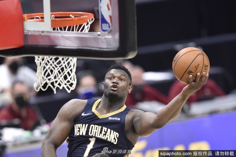 《無限暖暖》原木畫具架設(shè)計圖需要拍照獲得，很多玩家不知道在哪里，快來和九游一起看看，原木畫具架設(shè)計圖獲得位置吧。《無限暖暖》原木畫具架設(shè)計圖獲得方法：1、原木畫具架在花愿鎮(zhèn)，傳送到心愿花街，走到下圖所
