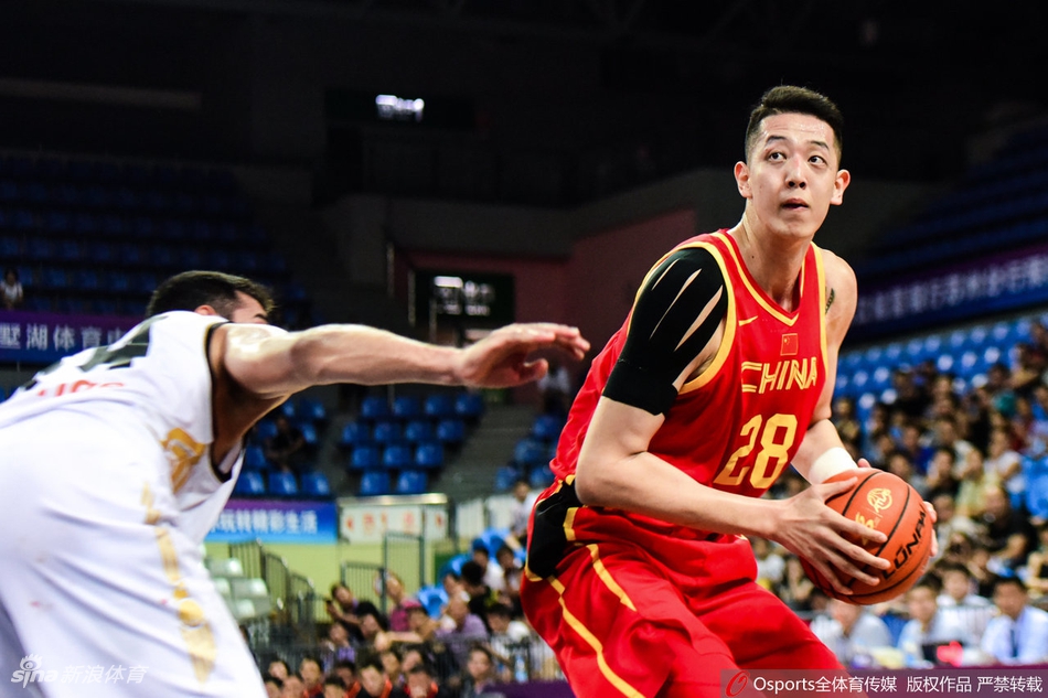 薩卡：比賽一度非常艱難，但我們拿出了球隊應(yīng)有的品格和韌性