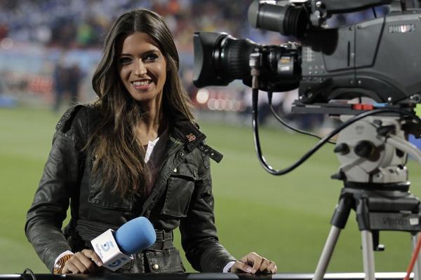 隊(duì)報(bào)：多隊(duì)對(duì)李剛?cè)矢信d趣，但除非報(bào)價(jià)很誘人否則巴黎不會(huì)放人