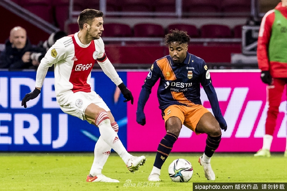 西班牙名哨曼薩諾執(zhí)法皇馬vs巴薩，此前三次執(zhí)法國家德比皇馬全勝