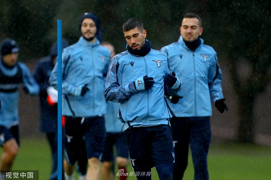 步調(diào)一致！狼隊四主力戈貝爾&里德&迪文&麥丹皆打滿首節(jié)再未登場