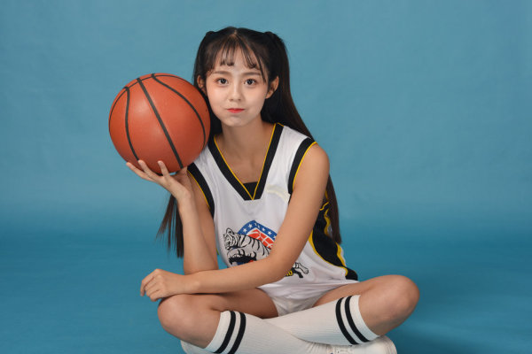 地下世界：崛起怎么下載？想要比別人更加搶先搶快的玩到這款游戲，那么你獲取游戲開測消息是關鍵，能夠獲取到第一手信息，你才能在最快的時間內容體驗到，地下世界：崛起怎么下載呢？在哪里可以免費下載？下面九游小
