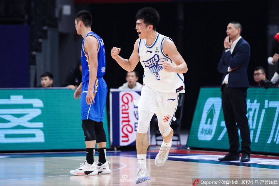 頑皮狗光頭女主最愛《真人快打1》 玩劉康最趁手