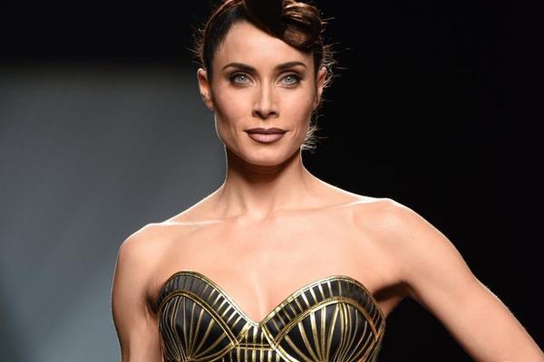 法國隊官方：登貝萊右腿筋撕裂&杜埃比目魚肌撕裂，均已返回巴黎