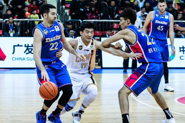 埃德森：歐冠決賽前五天預見奪冠 英超僅曼城曼聯贏得三冠王