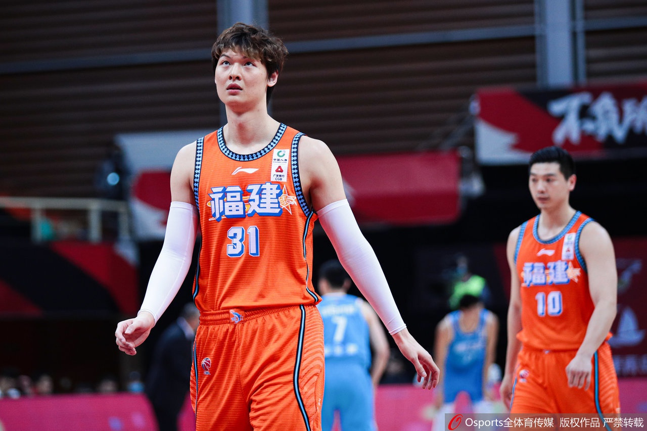 太陽報：英超球隊引援時注重球員家庭生活穩(wěn)定、身體對抗素質(zhì)