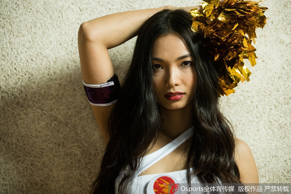 輝燼公測首周300抽怎么領(lǐng)