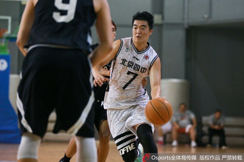 福斯特：圖赫爾應(yīng)該帶亨德森去世界杯，他能維持更衣室的心態(tài)