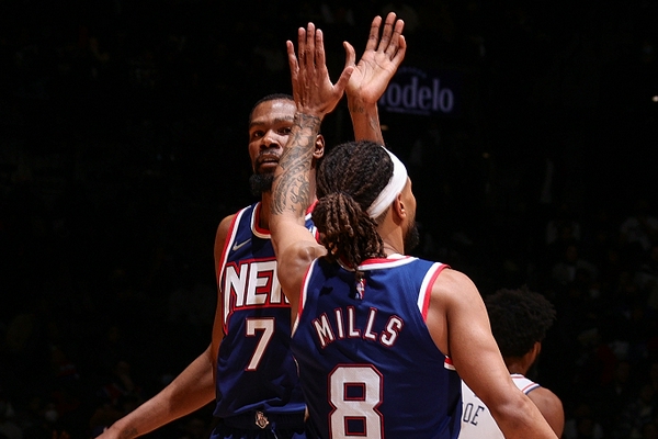 《空洞騎士絲之歌》甲木林怎么過