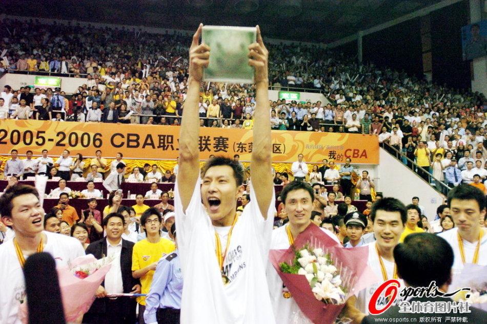 如何評判？米蘭遭多處爭議判罰:美隊被拉倒+恩昆庫兩連倒地未判點Scheisse                                                             
