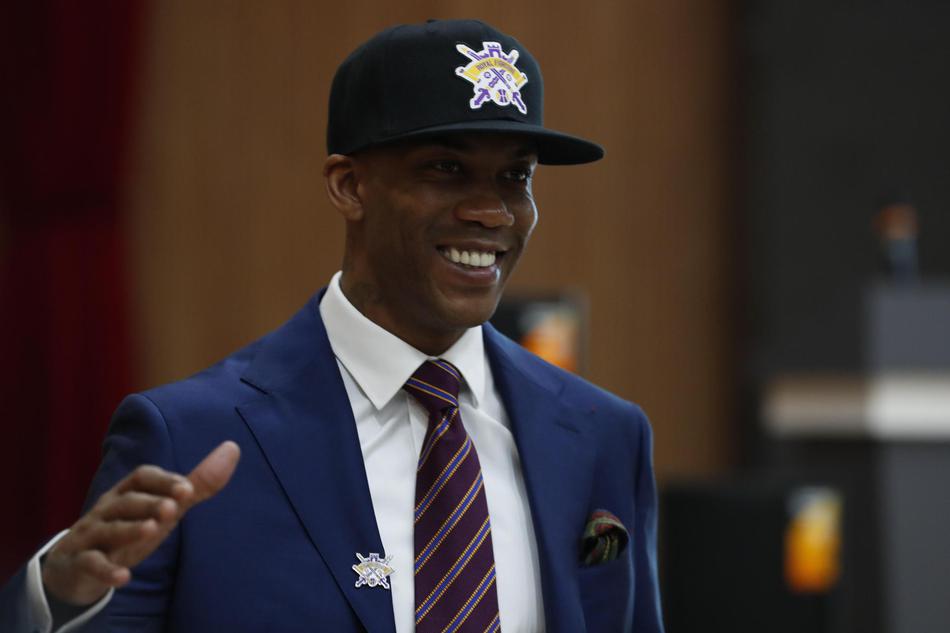 主場不敵升班馬！米蘭1.1億買5新援有3人沒上，剩下2人合計(jì)60分鐘