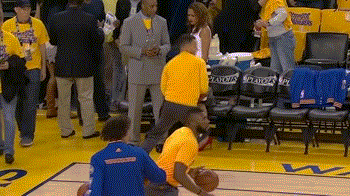 焦點！拉什福德本場1射0正+0關(guān)鍵傳球 13丟失球權(quán)+1越位 獲6.8分