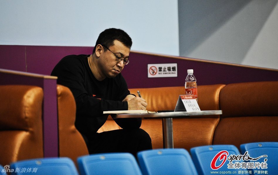 凱爾：多特今夏花費約1億歐引援和去年相似 必須確保獲得歐冠資格二怪                                                                202
