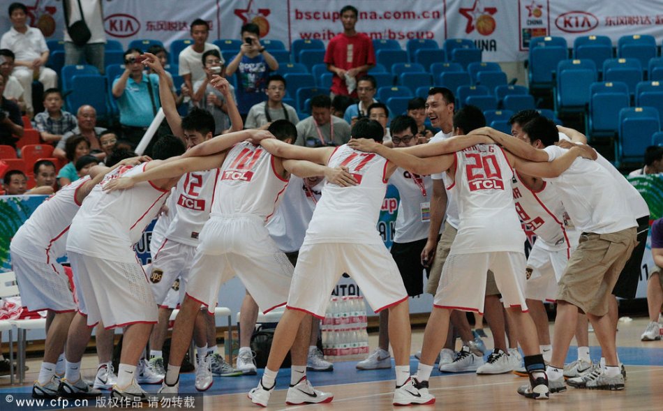 魯梅尼格呼吁歐足聯與國際足聯行動，遏制失衡的歐洲足球市場