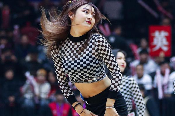 今夏報價1億被拒！曼晚：沙特冬窗可能再追B費，開70萬鎊免稅周薪zoli                                                                
