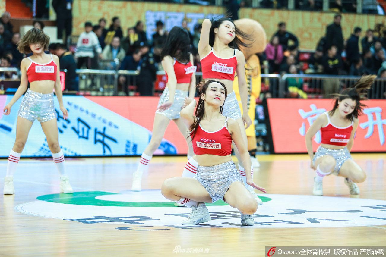 凱塞多本場數(shù)據(jù)：2射門2射正1進球4搶斷，評分8.0