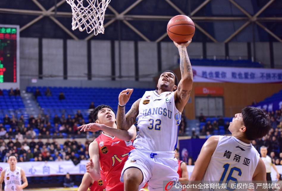 直播吧09月16日訊 據(jù)名記Shams報道，老鷹將后衛(wèi)科比-巴夫金交易到了籃網(wǎng)，換回部分現(xiàn)金。據(jù)HoopsHype名記 Michael Scotto報道，消息人士透露，籃網(wǎng)花了11萬美元從老鷹得到巴夫
