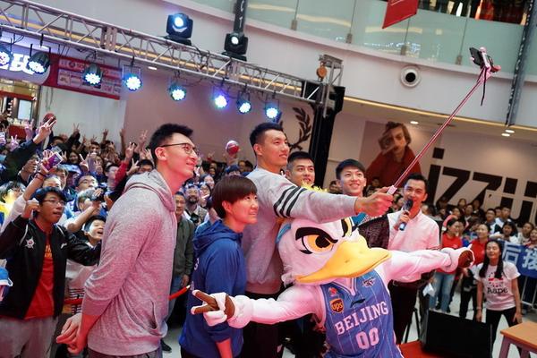 9月21日19:00 中甲第23輪 遼寧鐵人在金州體育場客場挑戰(zhàn)大連鯤城
