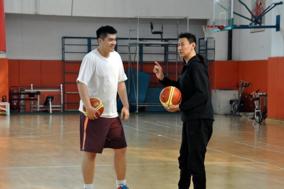 [流言板]NBA更新新秀榜：卡斯?fàn)柧邮?，米西、韋爾斯上升至二、三