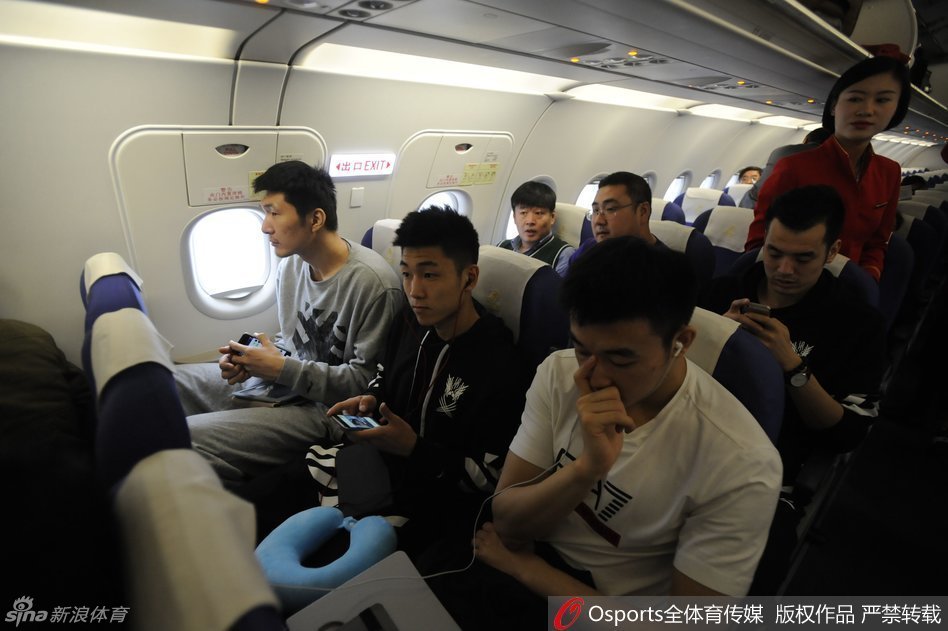 誰最能過人？五大聯(lián)賽過人榜：庫杜斯30次第1！姆巴佩2亞馬爾4