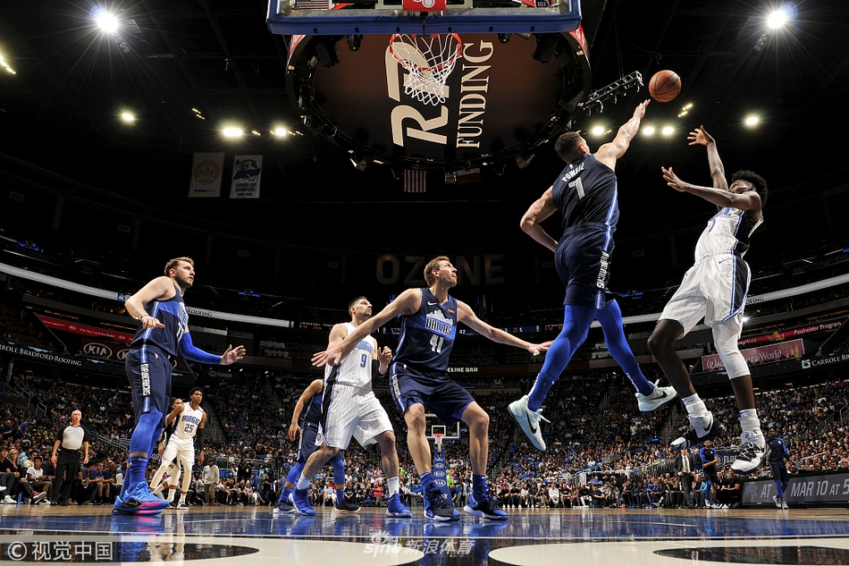 赫拉芬貝赫：維爾茨技術嫻熟&視野開闊，我等不及想和他一起比賽2025-07-23 19:13足球英超利物浦在接受俱樂部官網采訪時，利物浦中場赫拉芬貝赫被問及新賽季的目標，他表示，目標就是讓新賽

