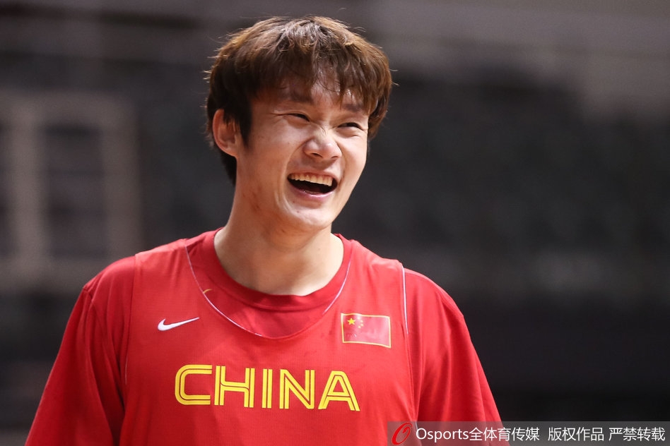 致敬金球先生??！法國國家隊推出登貝萊專屬限量版金球球衣