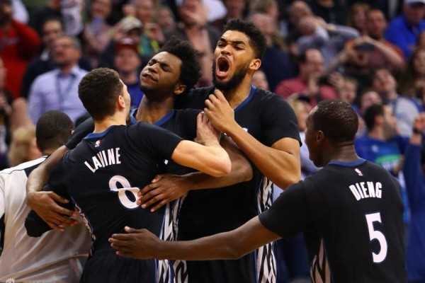 《二重螺旋》鉤鎖操作