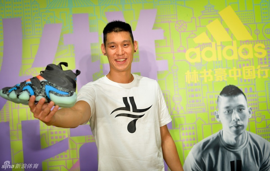 豪擲2.5億歐！TA：曼聯(lián)清洗“炸彈小隊”+奧納納，對夏窗轉(zhuǎn)會滿意