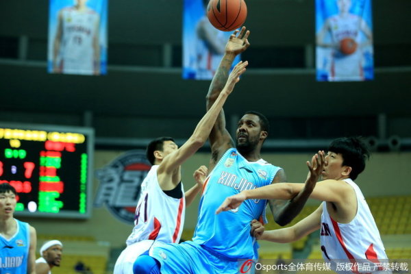 卡厄思夢境原名又叫CHAOS ZERO NIGHTMARE是一款橫版3D放置類冒險手游，在游戲中擁有非常多炫酷的二次元角色，每個角色都有獨特的能力，眾所周知這類游戲的角色強度一定是不平衡的，所以初始抽
