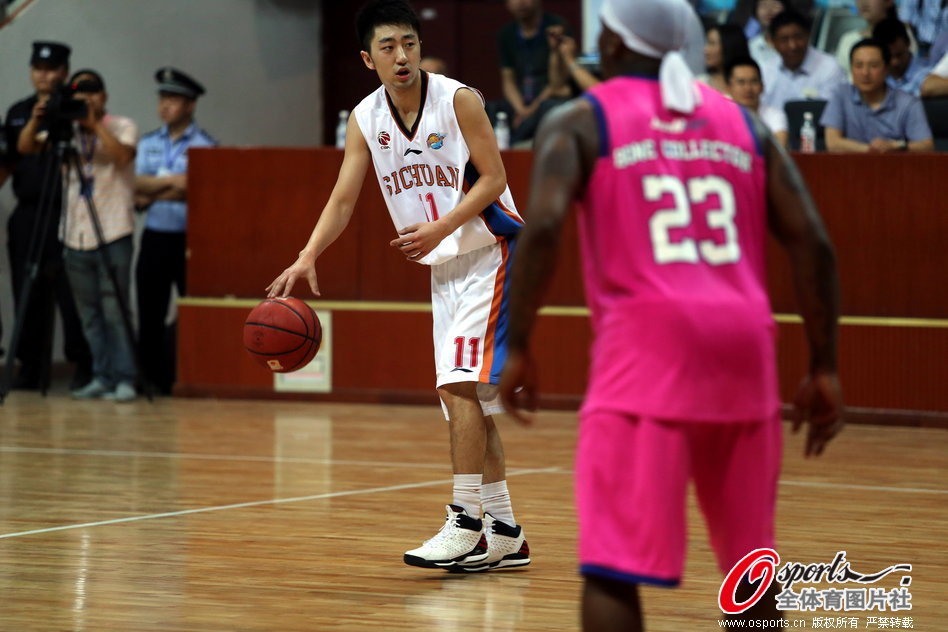 2025年1月15日英超第21輪西漢姆聯(lián)vs富勒姆直播【24直播網(wǎng)】