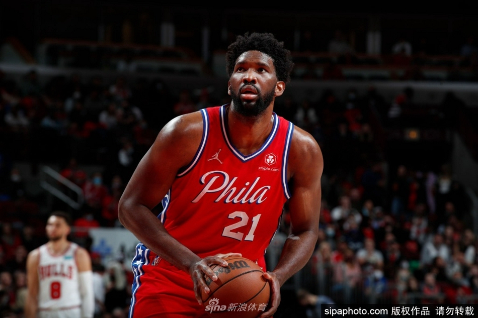 訪校第一站！郇斯楠曬出參觀普渡大學(xué)的照片：普渡大學(xué)男籃加油？