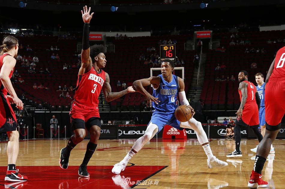 足球報：河南隊從足協(xié)杯死亡上半?yún)^(qū)突圍，堅韌讓平民球隊不死