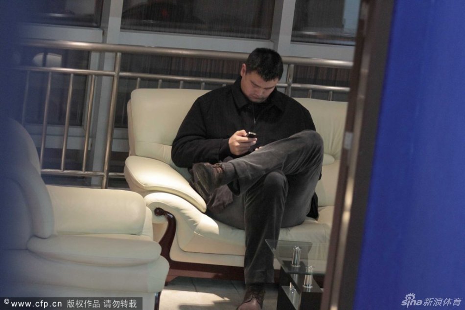 媒體人：曾凡博上一場打了十分鐘是超預期 今晚未出場是意料之外