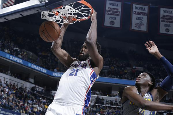 記者：除佩雷茨和伊藤洋輝外，拜仁全員參加戰(zhàn)費耶諾德的最后一練