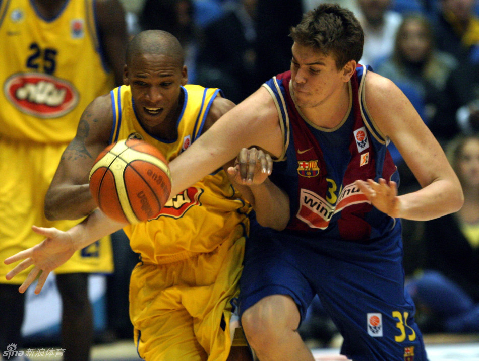 塞蒂恩：我們從賽季初就堅持自己的東西，不會因?qū)κ指淖兗紤?zhàn)術(shù)