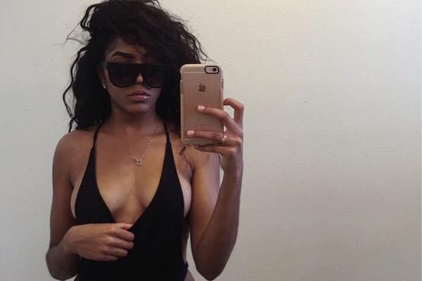 少前云圖計(jì)劃 夜幕下的摯心皮膚評(píng)測(cè)