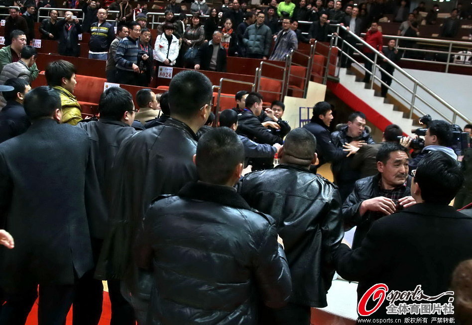 亞馬爾本場5射3正+2失良機 1助攻2關(guān)鍵傳球+25丟失球權(quán) 獲評7.8分